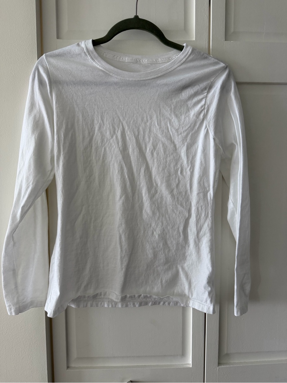 Hanes White Long Sleeve Crewneck Cotton T-Shirt Size S Small